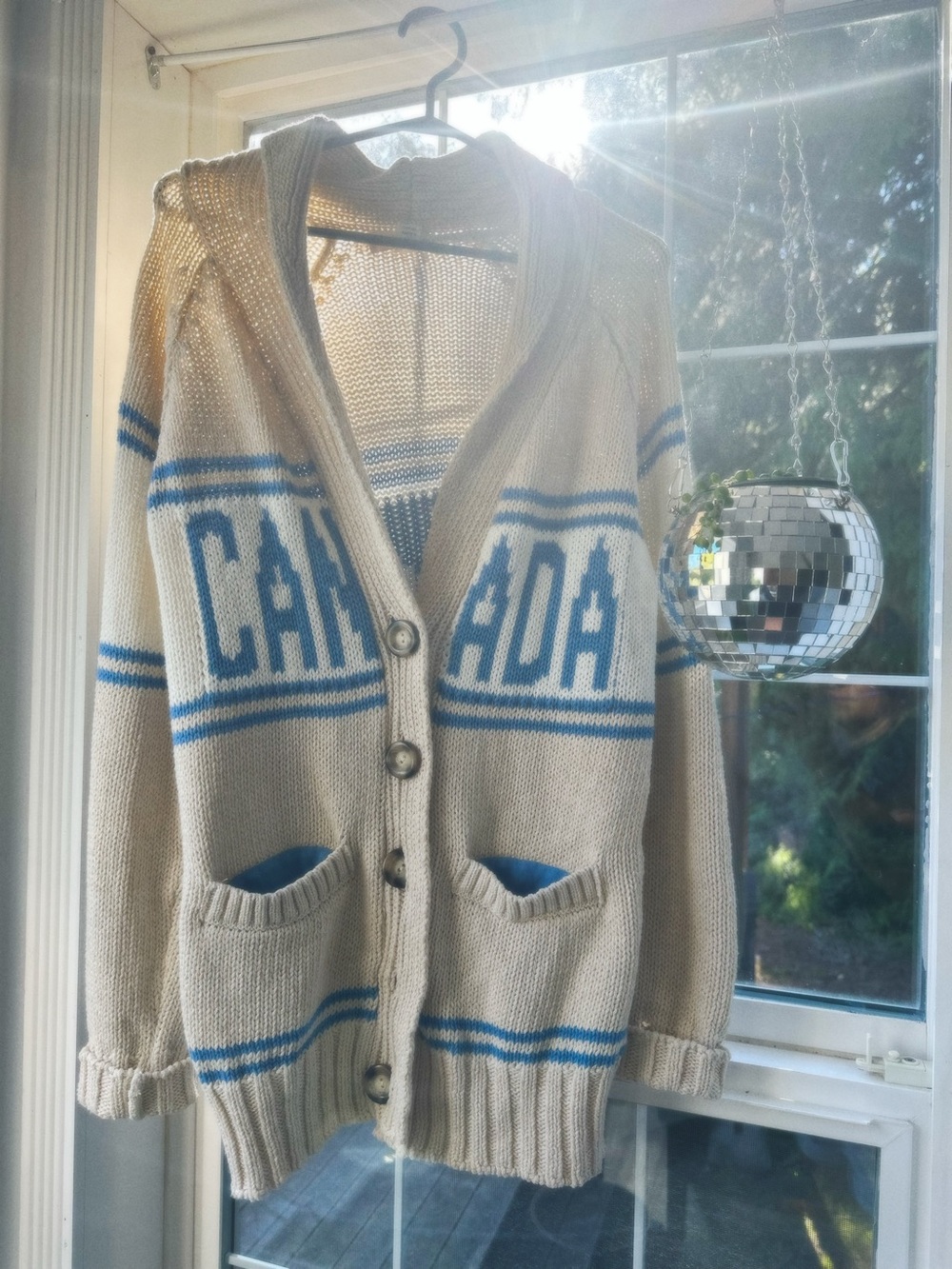 Cotton Country - Canada Knit Cardigan - Picture 2 of 4